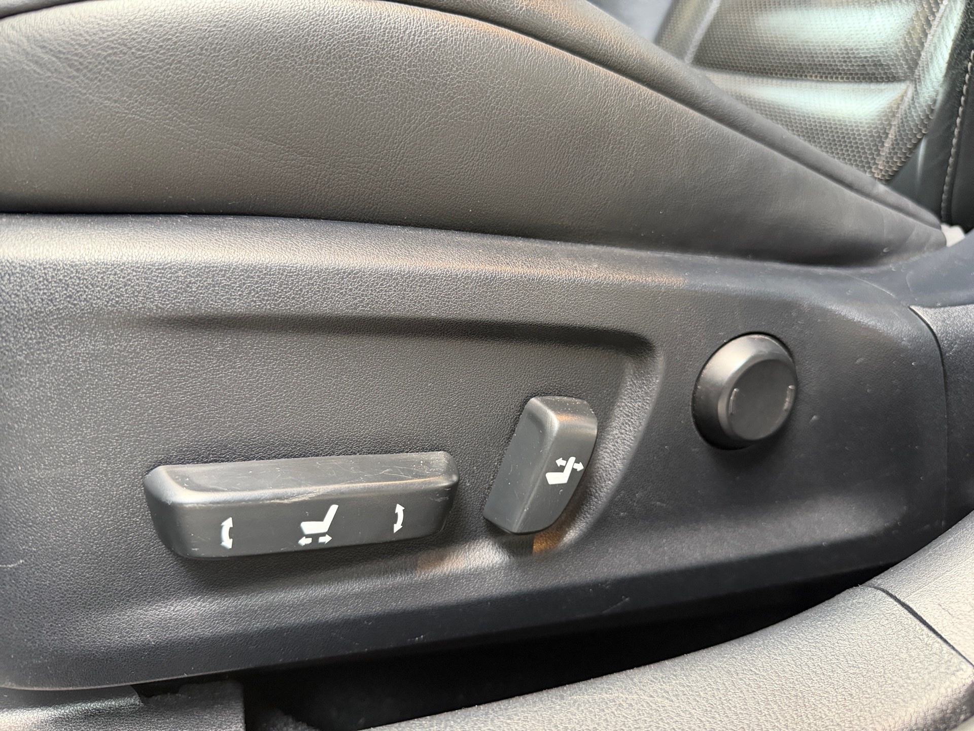 LEXUS IS250 F-SPORT 2.5 V6 24V GASOLINA 4P AUTOMÁTICO 2013/2014 - Foto 14