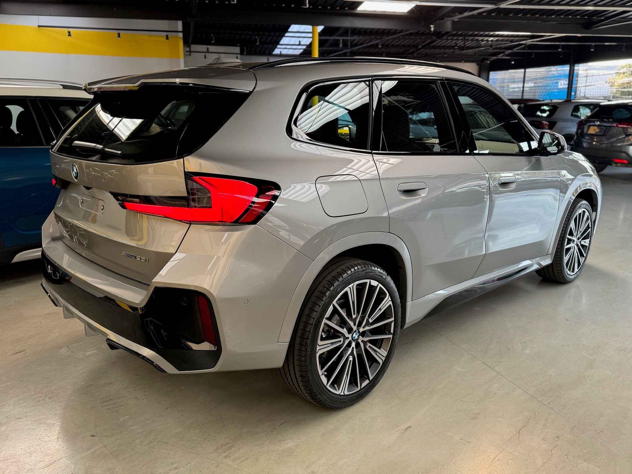 BMW X1 2.0 16V TURBO GASOLINA SDRIVE20I M SPORT STEPTRONIC 2025/2026 - Foto 3