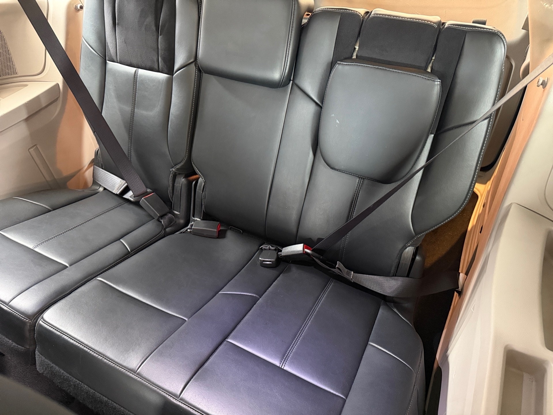 CHRYSLER TOWN & COUNTRY 3.6 LIMITED V6 24V GASOLINA 4P AUTOMÁTICO 2015/2015 - Foto 6