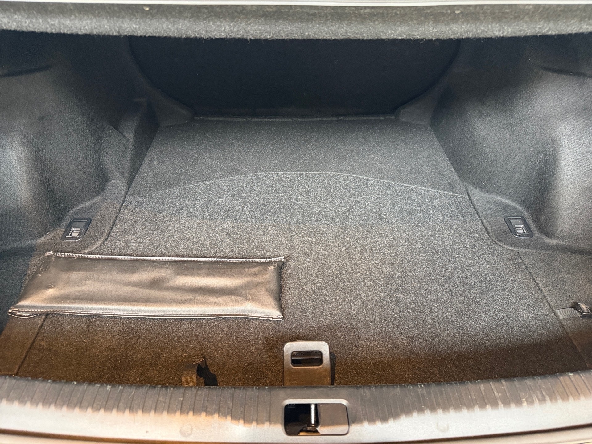 LEXUS IS250 F-SPORT 2.5 V6 24V GASOLINA 4P AUTOMÁTICO 2013/2014 - Foto 19