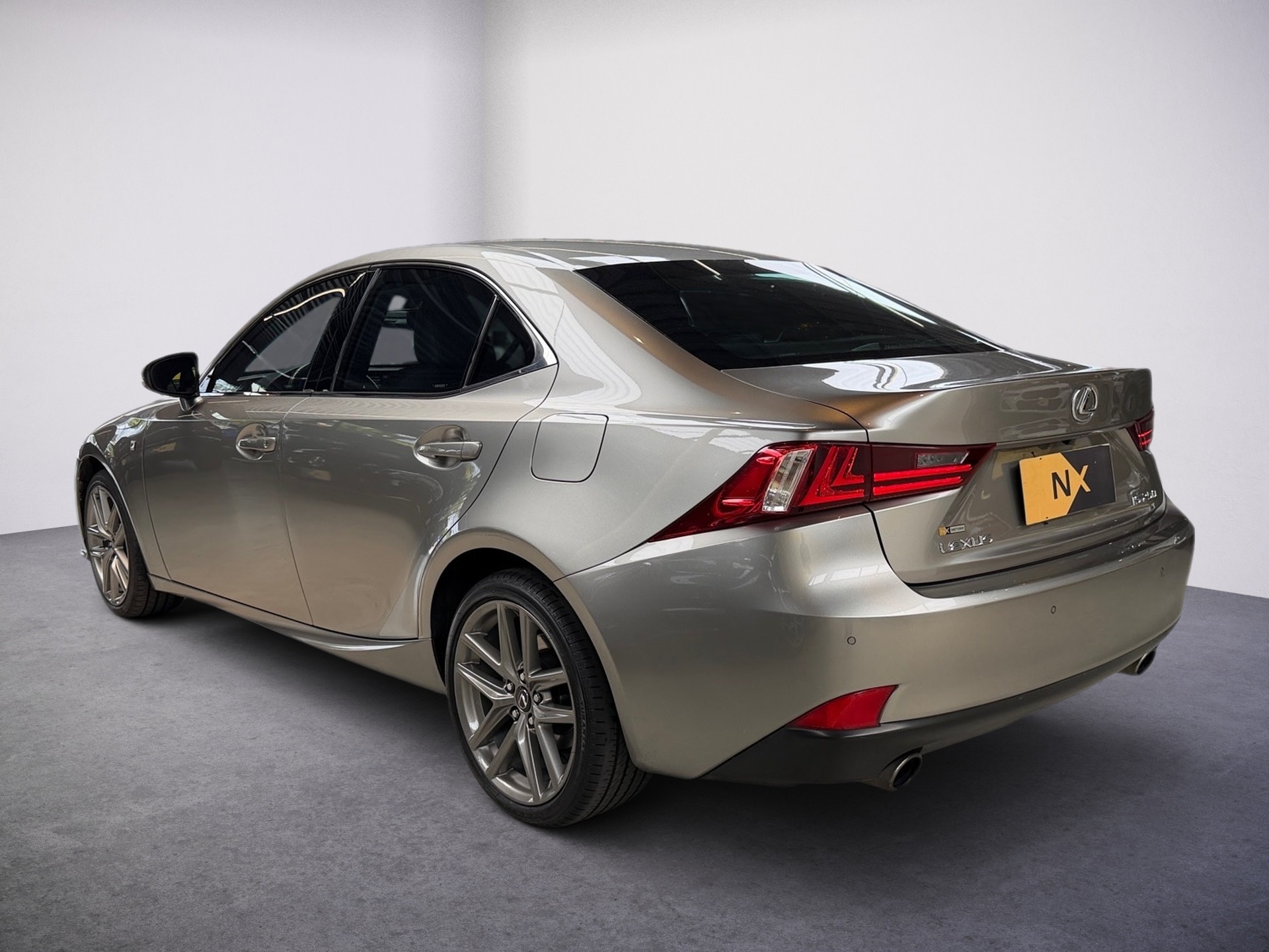 LEXUS IS250 F-SPORT 2.5 V6 24V GASOLINA 4P AUTOMÁTICO 2013/2014 - Foto 3