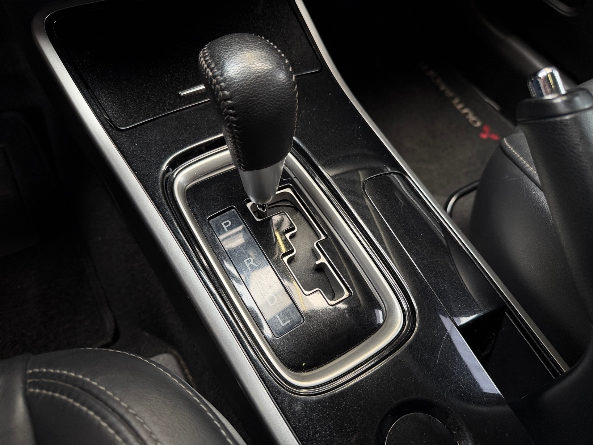 MITSUBISHI OUTLANDER 2.0 MIVEC GASOLINA GLS AUTOMÁTICO 2018/2019 - Foto 18