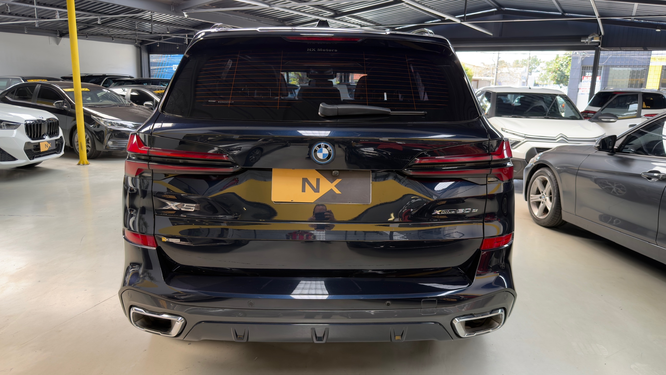 BMW X5 3.0 I6 TURBO HÍBRIDO XDRIVE50E M SPORT AUTOMÁTICO 2024/2025 - Foto 5