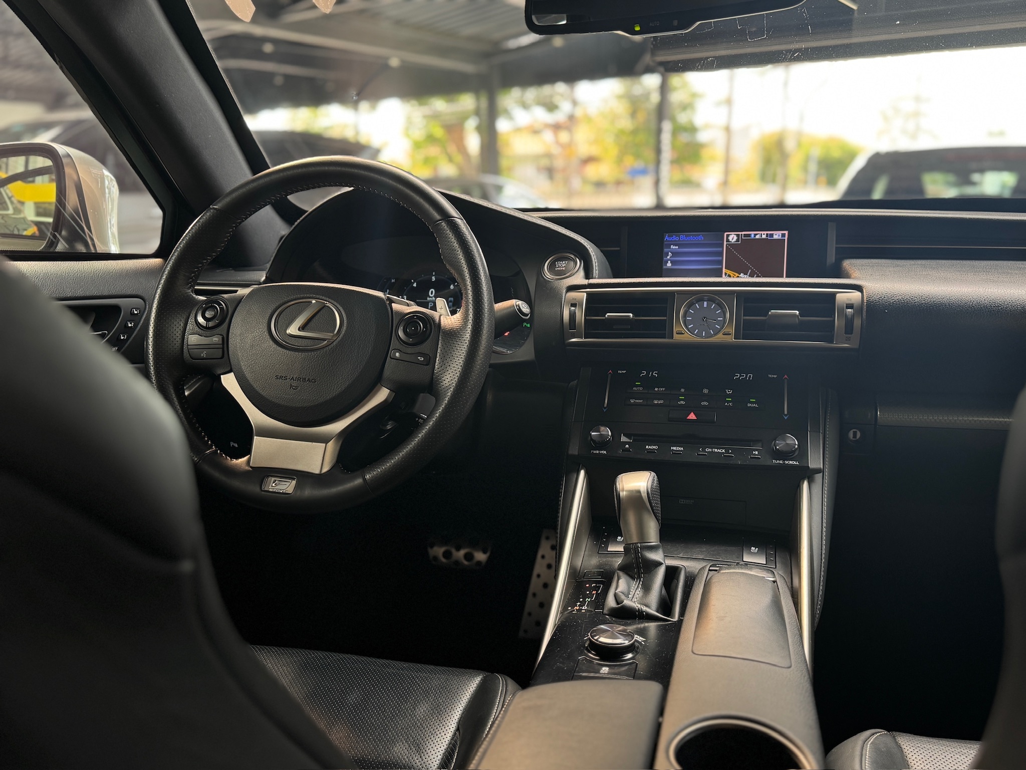 LEXUS IS250 F-SPORT 2.5 V6 24V GASOLINA 4P AUTOMÁTICO 2013/2014 - Foto 11