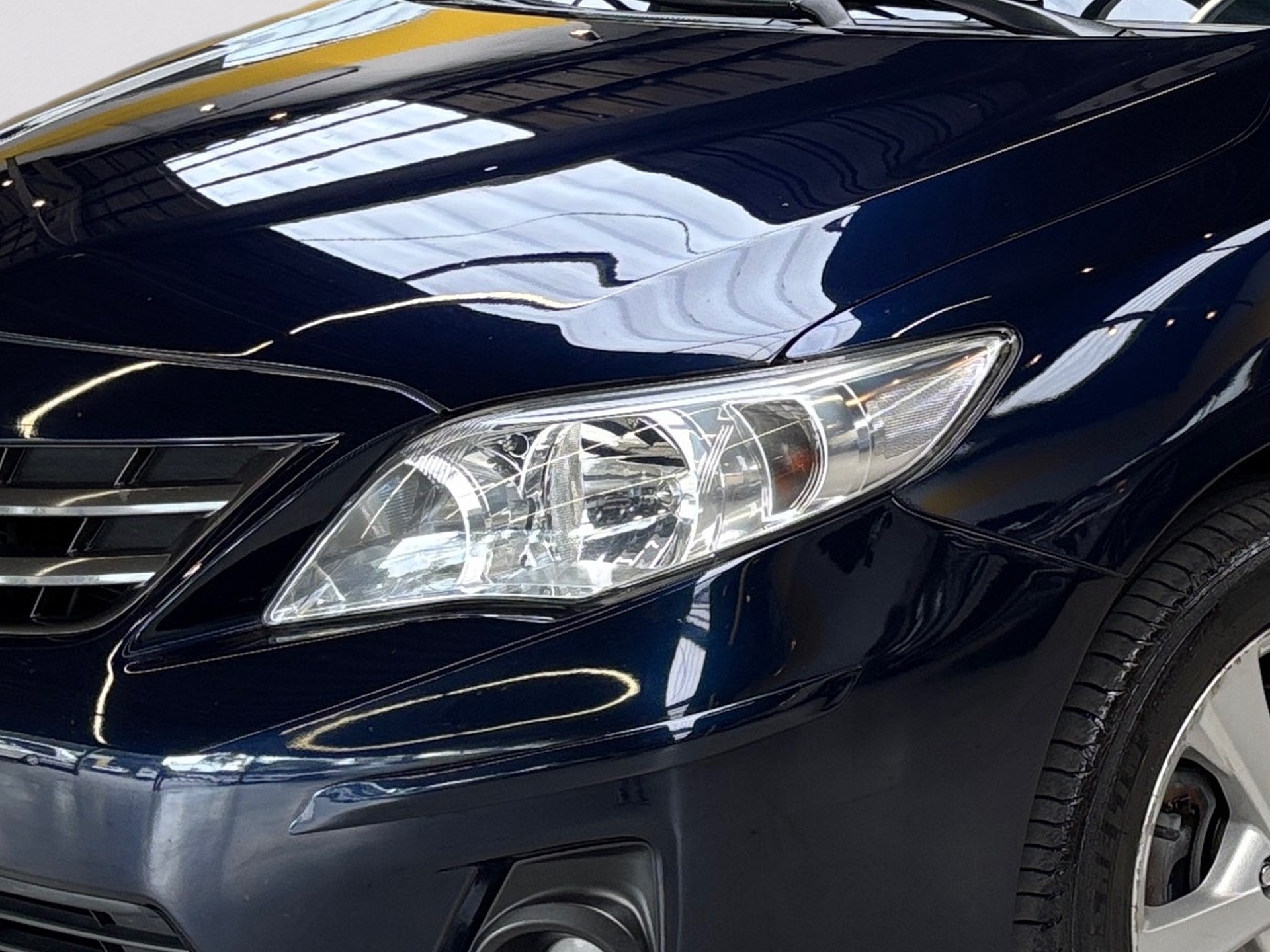 TOYOTA Corolla 2.0 XEI 16V FLEX 4P AUTOMÁTICO 2013/2014 - Foto 4