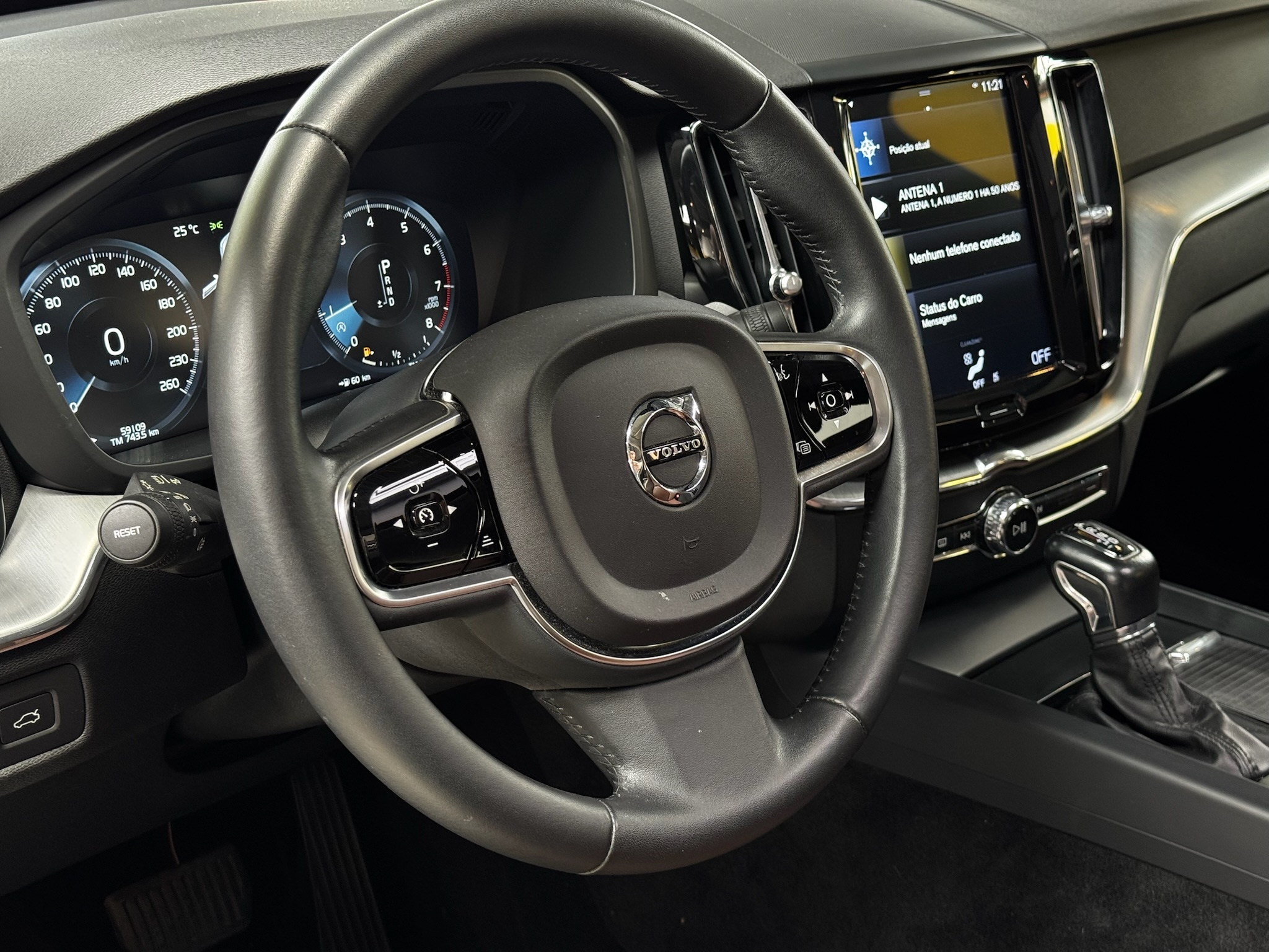 VOLVO XC60 2.0 T5 GASOLINA MOMENTUM AWD GEARTRONIC 2019/2019 - Foto 7
