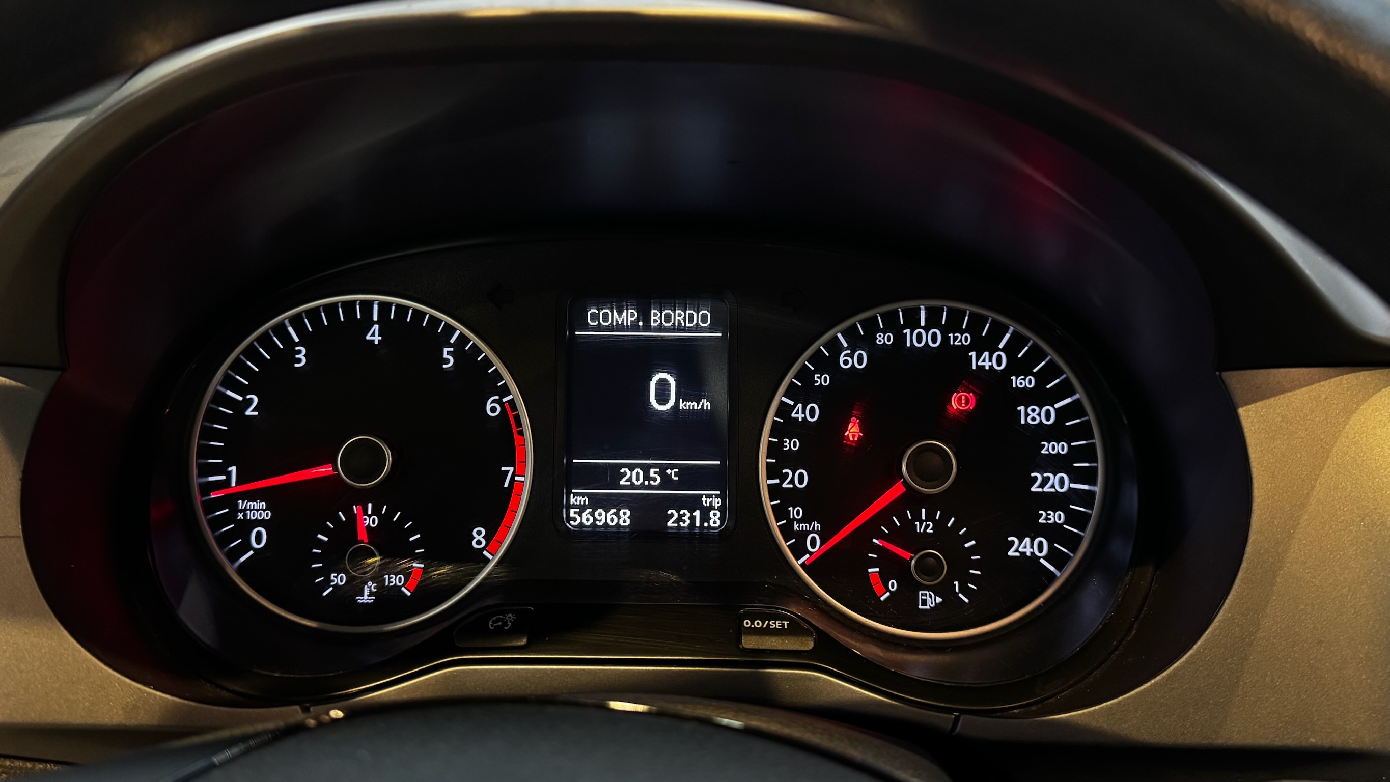 VOLKSWAGEN Fox 1.6 MSI TOTAL FLEX CONNECT 4P MANUAL 2018/2019 - Foto 10