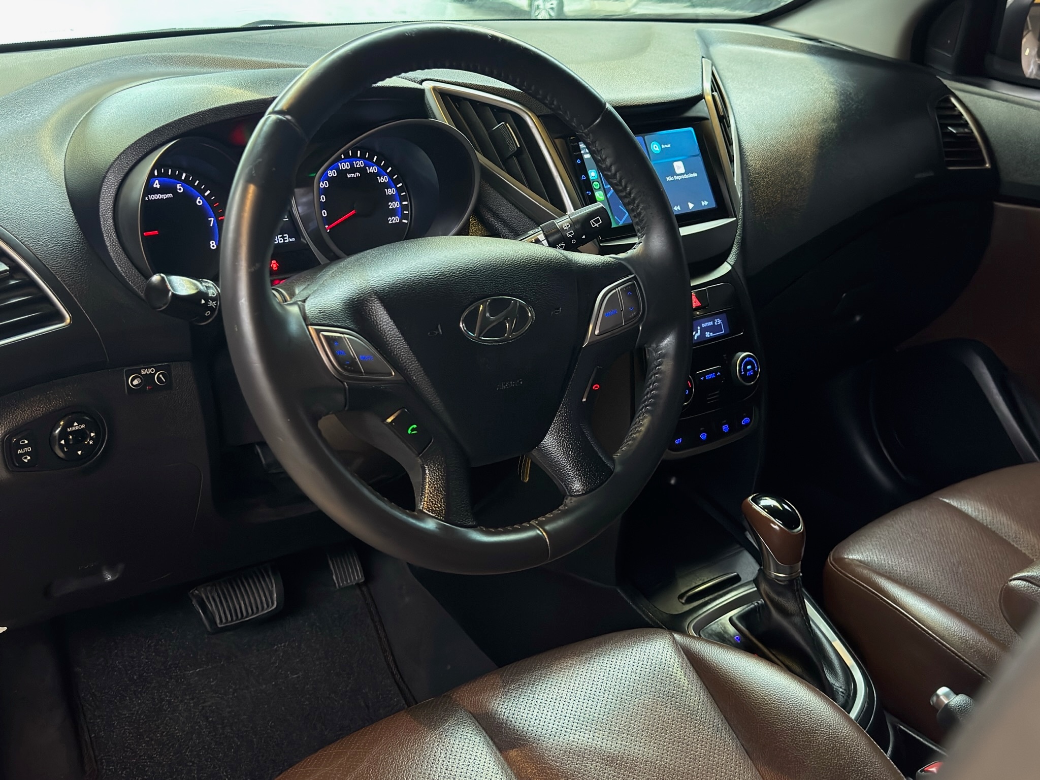 HYUNDAI HB20 1.6 PREMIUM 16V FLEX 4P AUTOMÁTICO  2016/2016 - Foto 12