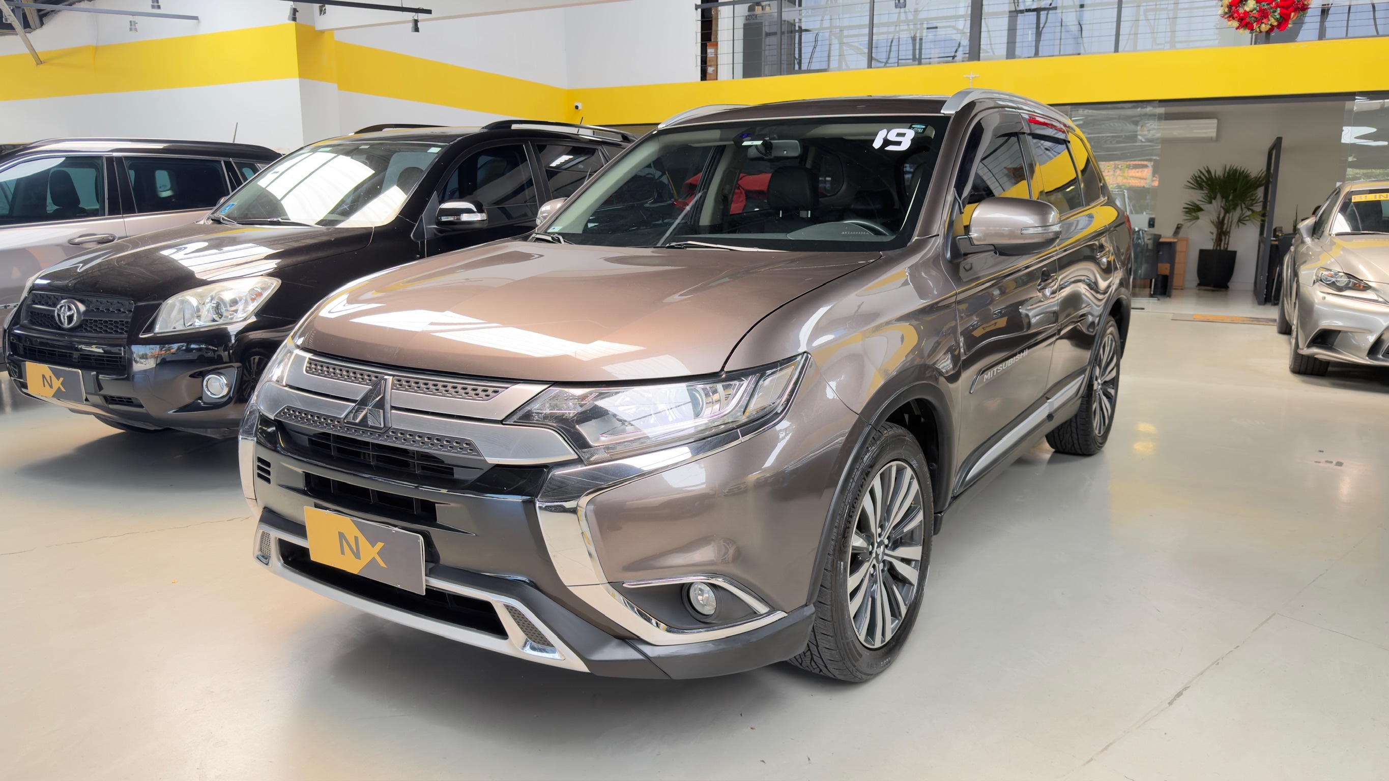 MITSUBISHI OUTLANDER 2.0 MIVEC GASOLINA GLS AUTOMÁTICO 2018/2019 - Foto 1