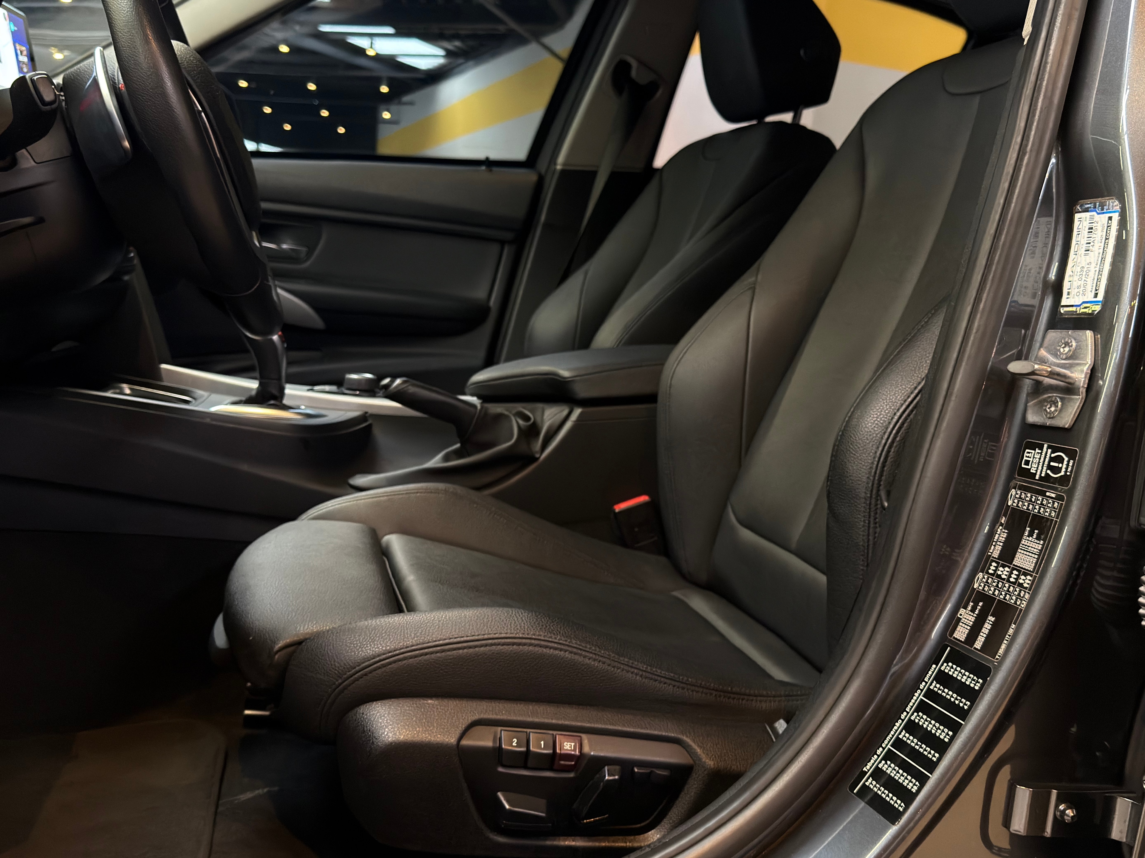 BMW 320i 2.0 SPORT 16V TURBO ACTIVE FLEX 4P AUTOMÁTICO 2015/2015 - Foto 5