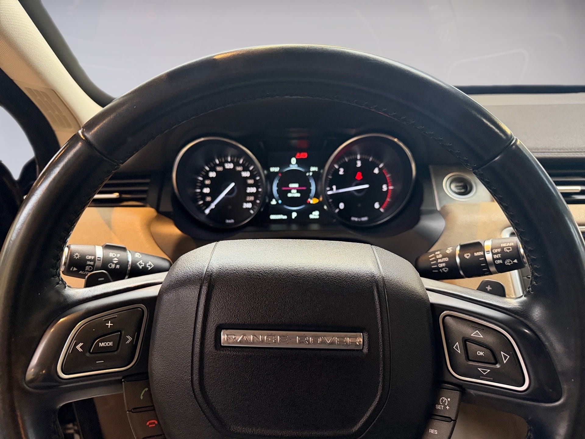 LAND ROVER Range Rover Evoque 2.0 16V TD4 TURBO DIESEL SE 4WD 4P AUTOMÁTICO 2016/2016 - Foto 14