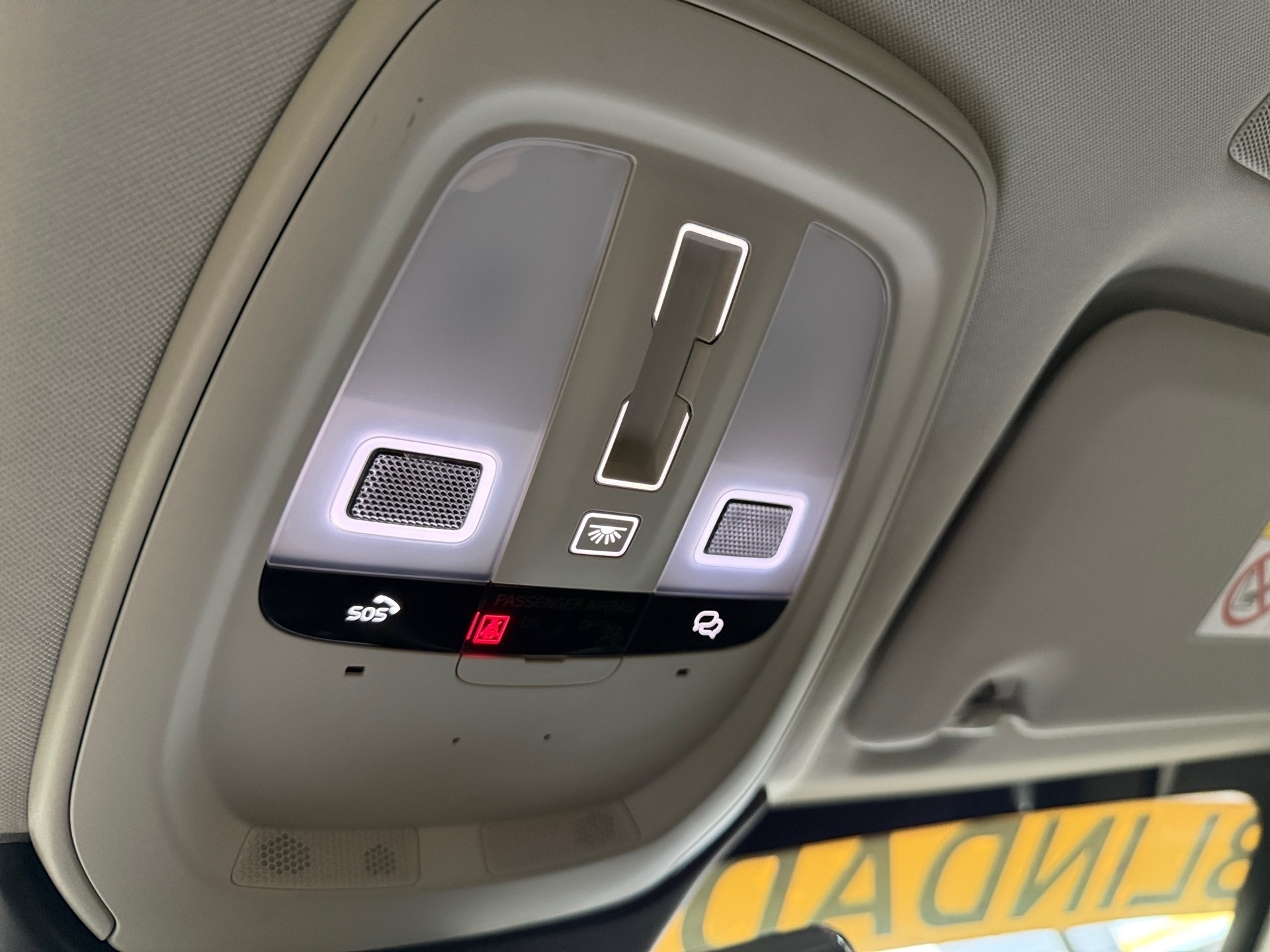 VOLVO XC60 2.0 T8 PHEV PLUS AWD GEARTRONIC 2025/2026 - Foto 16