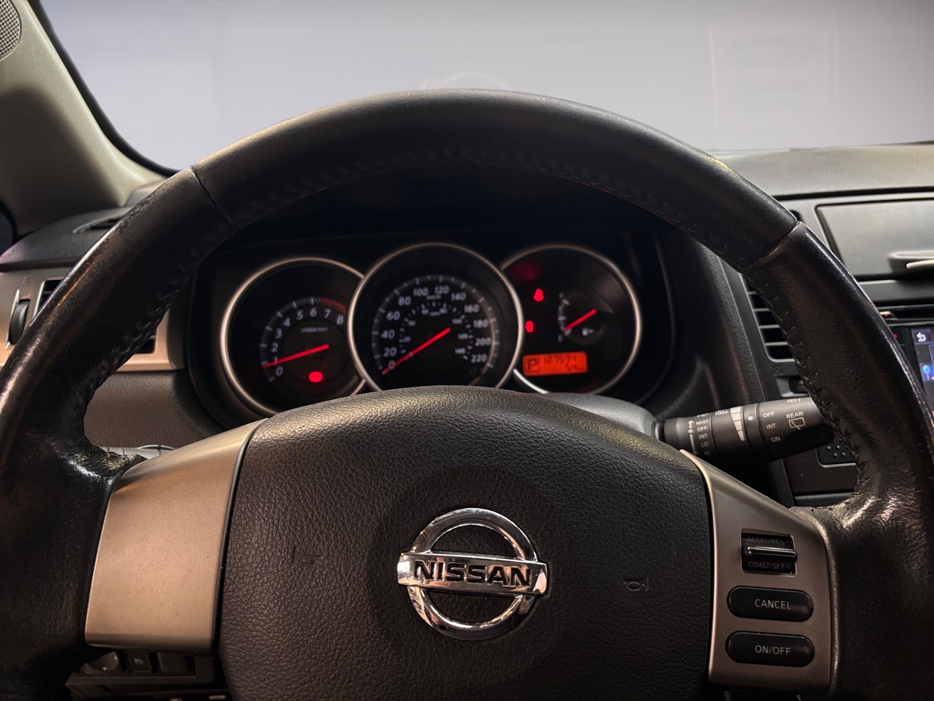 NISSAN TIIDA 1.8 SL 16V FLEX 4P AUTOMÁTICO 2011/2012 - Foto 8