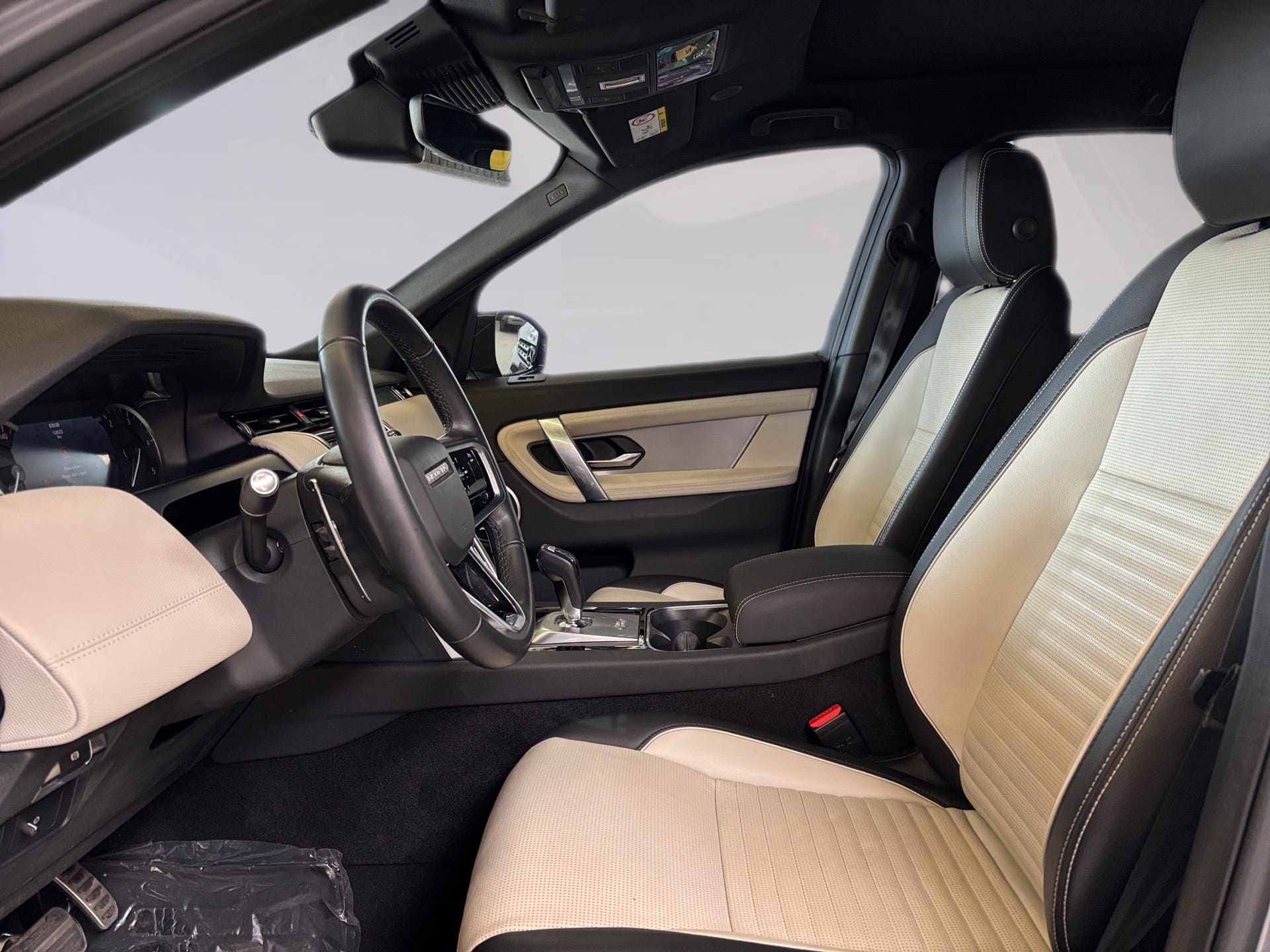 LAND ROVER DISCOVERY SPORT 2.0 D200 TURBO DIESEL MHEV SE AUTOMÁTICO 2023/2023 - Foto 16