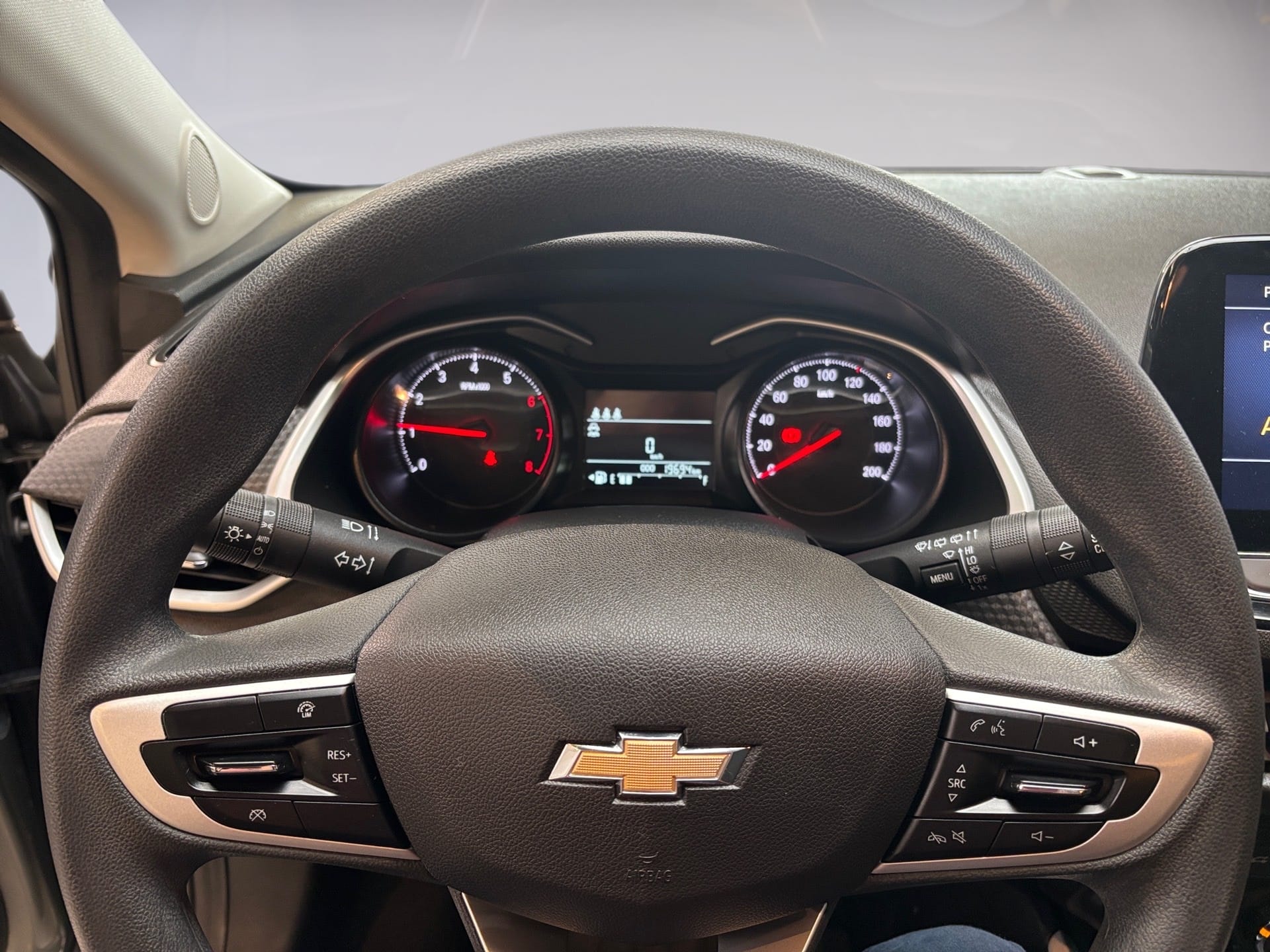 CHEVROLET ONIX 1.0 TURBO FLEX LT MANUAL 2024/2024 - Foto 8