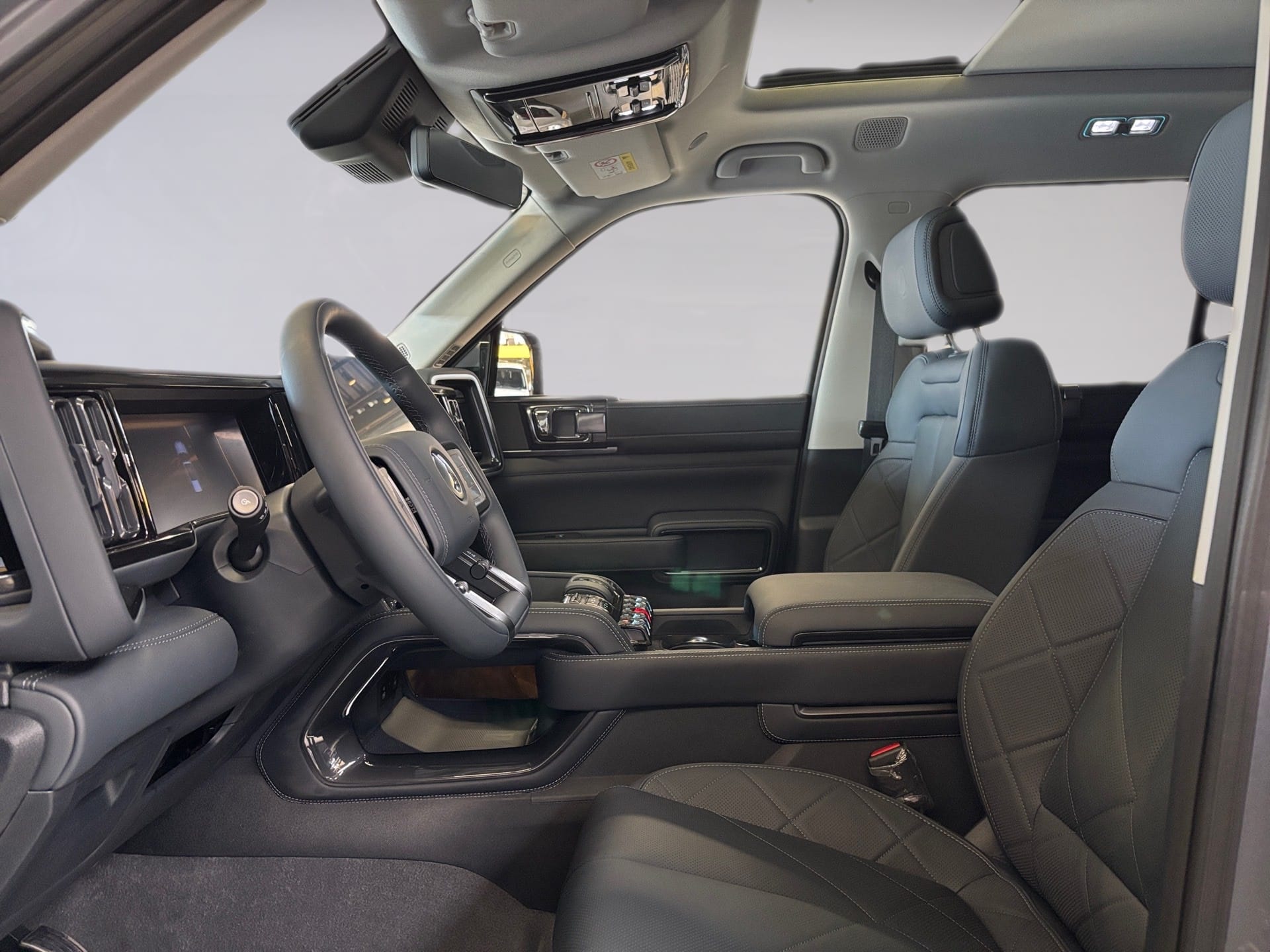 DENZA B5 1.5 TURBO PHEV AWD AUTOMÁTICO 2026/2027 - Foto 16