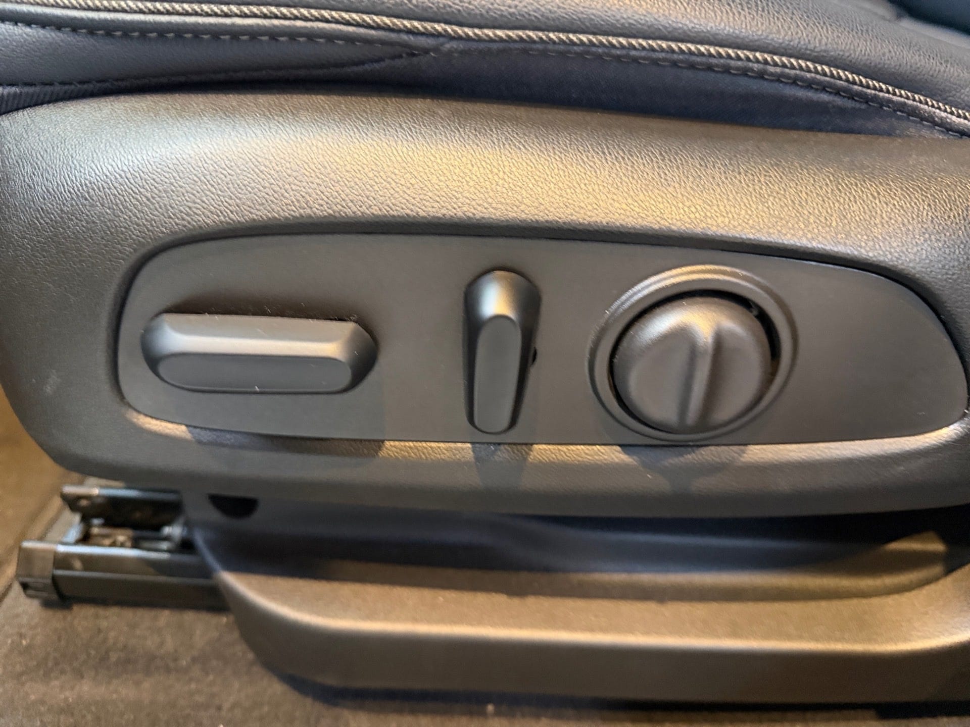 CHEVROLET BOLT EUV 66 KW ELÉTRICO 2023/2023 - Foto 6
