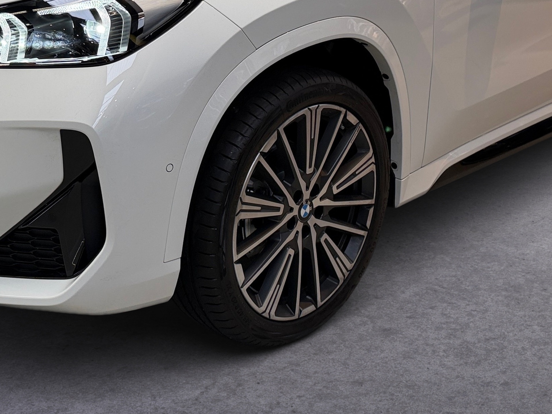 BMW X1 2.0 16V TURBO GASOLINA SDRIVE20I M SPORT STEPTRONIC 2025/2026 - Foto 6