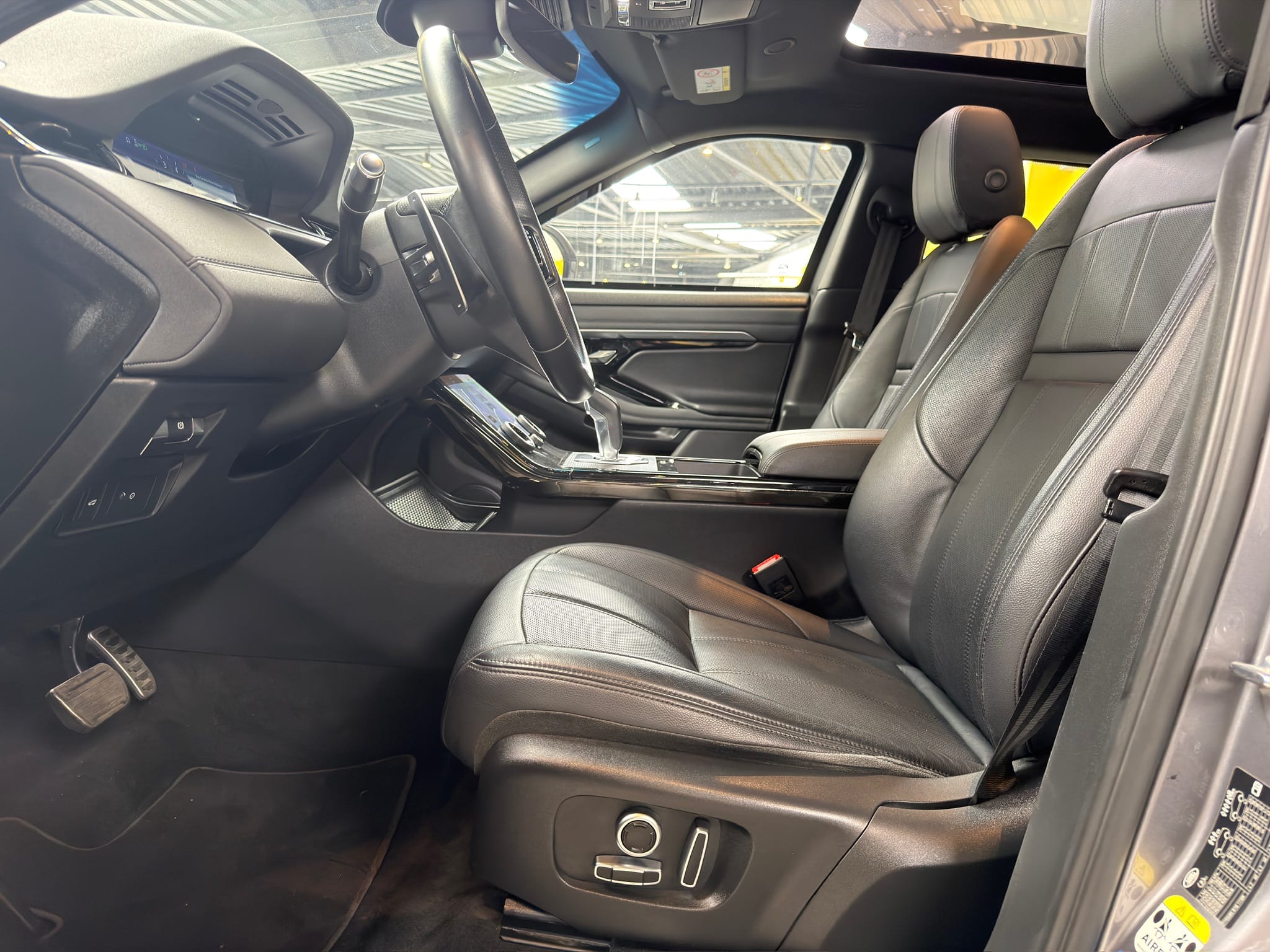 LAND ROVER Range Rover Evoque 2.0 P250 R-dynamic SE AWD 2020/2021 - Foto 4