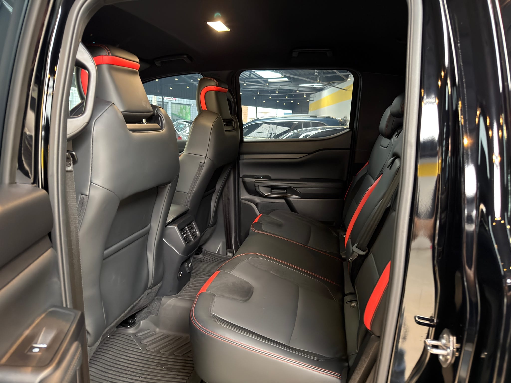 FORD Ranger 3.0 V6 TURBO GASOLINA RAPTOR 4X4 AUTOMÁTICO 2025/2025 - Foto 8