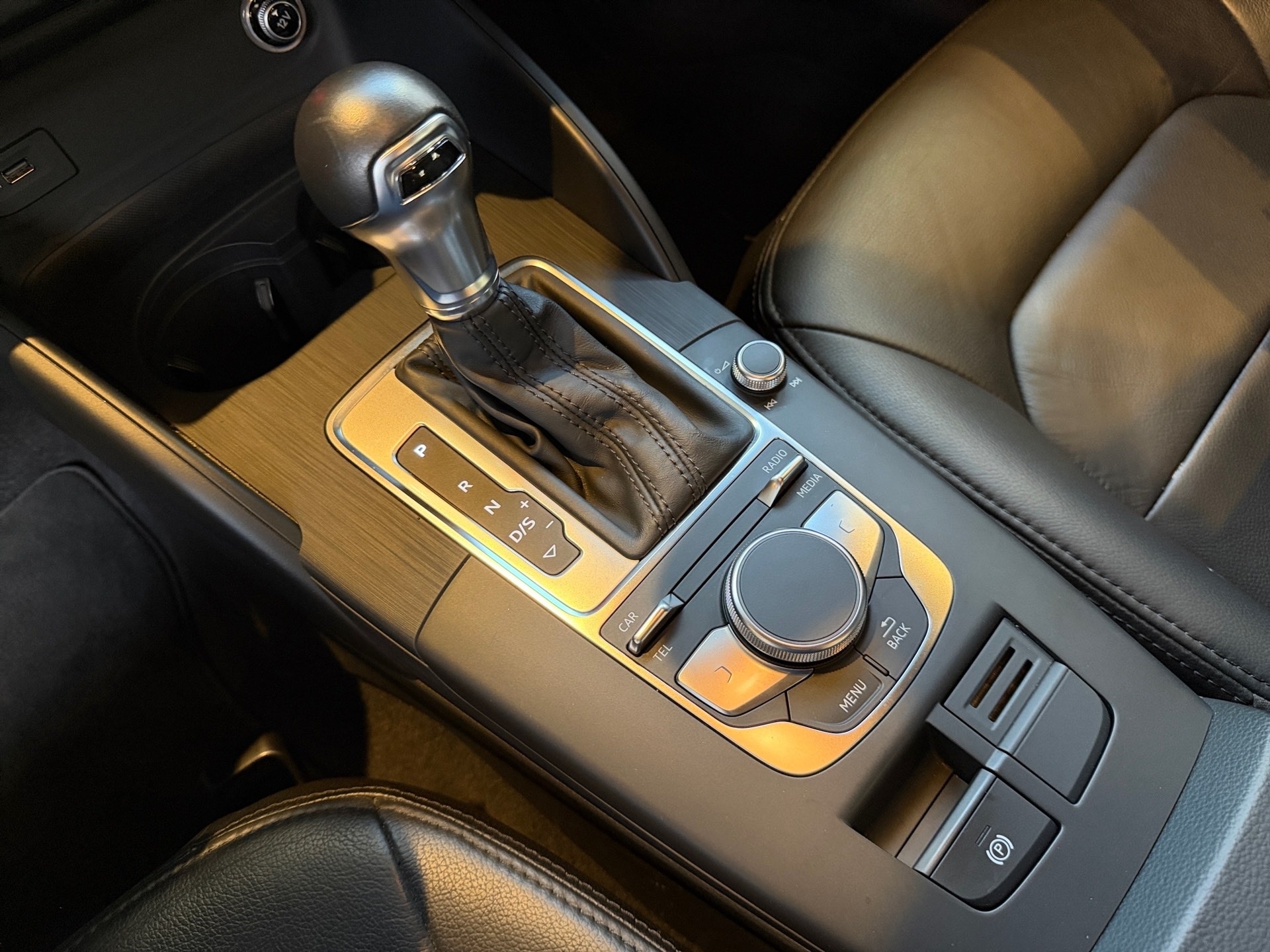 AUDI A3 1.4 TFSI FLEX SEDAN PRESTIGE TIPTRONIC 2018/2019 - Foto 12