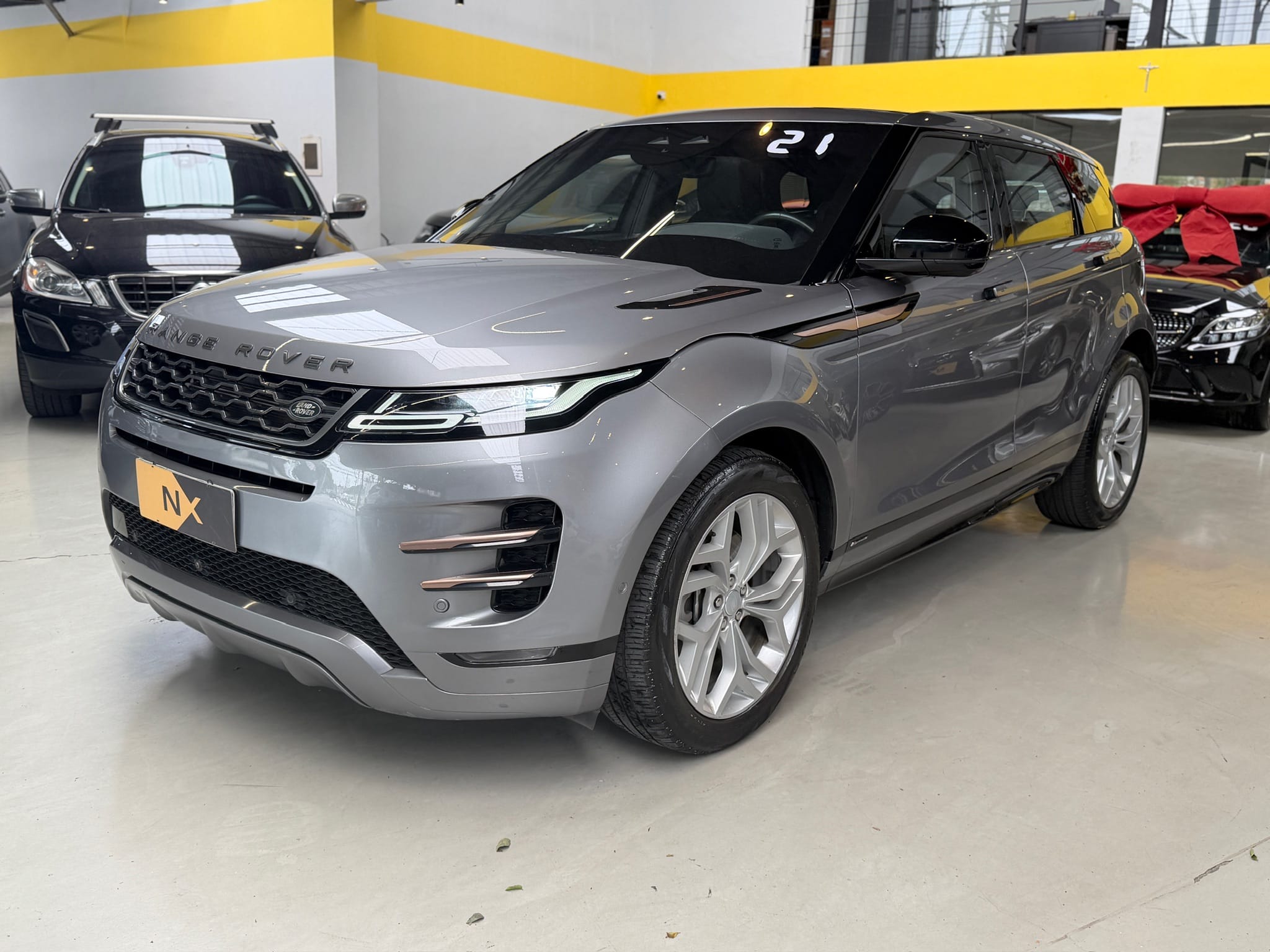LAND ROVER Range Rover Evoque 2.0 P250 R-dynamic SE AWD 2020/2021 - Foto 1