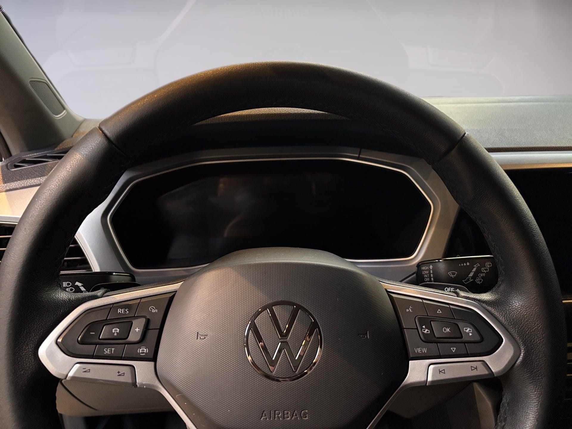 VOLKSWAGEN T-CROSS 1.0 200 TSI TOTAL FLEX AUTOMÁTICO 2022/2023 - Foto 8