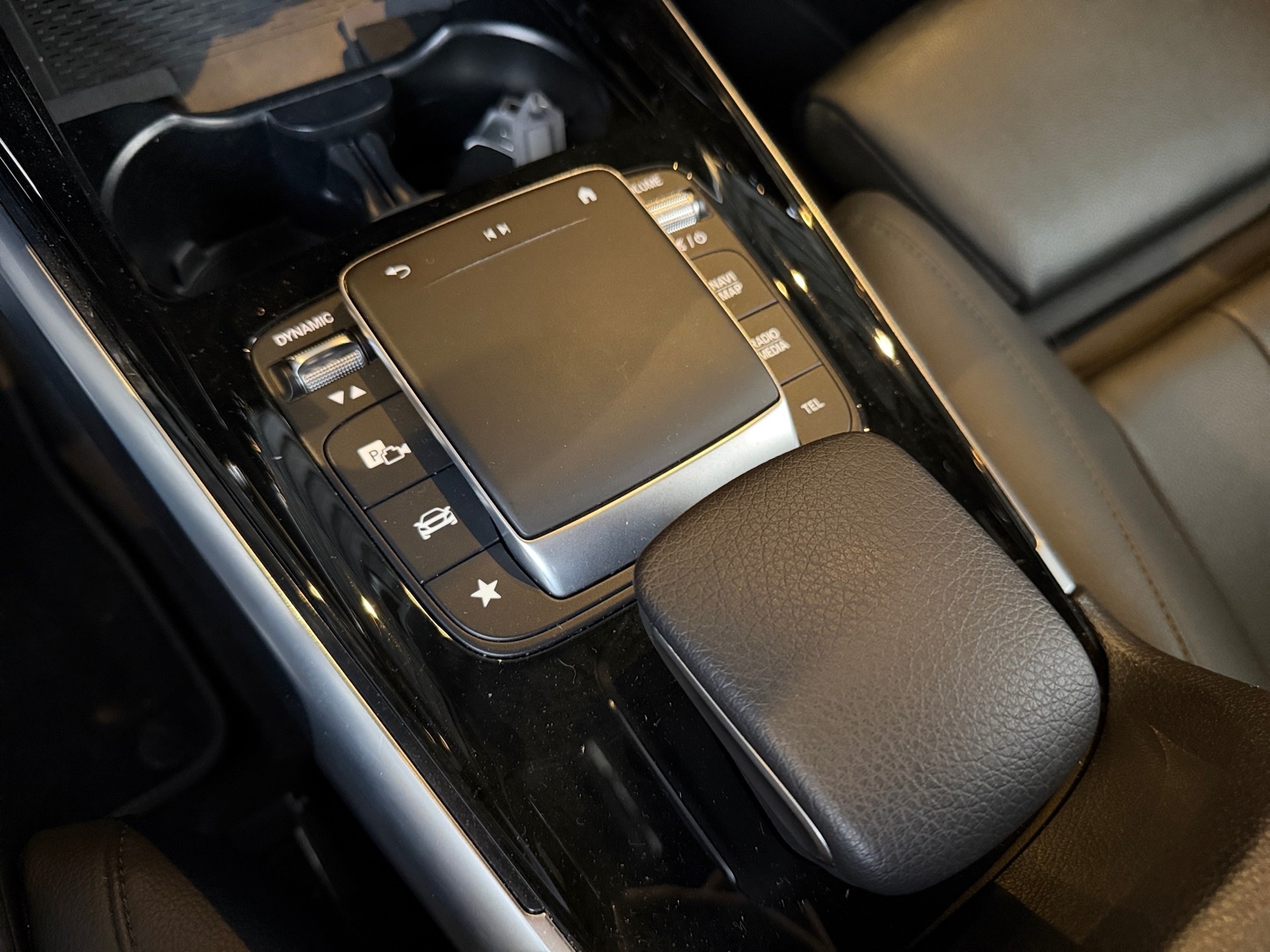 MERCEDES-BENZ GLB 200 1.3 CGI GASOLINA ADVANCE 7G-DCT 2021/2021 - Foto 14