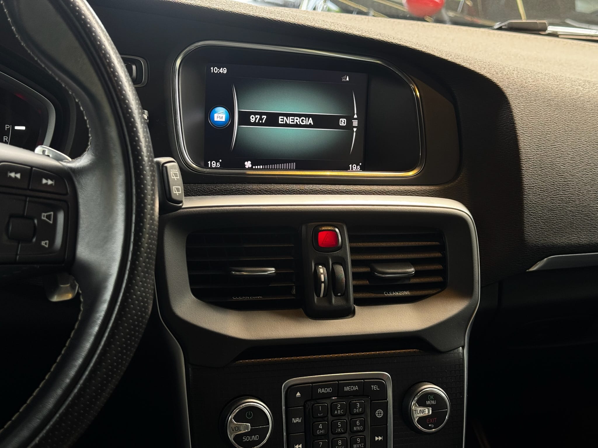 VOLVO V40 2.0 T5 R-DESIGN GASOLINA 4P AUTOMÁTICO 2018/2018 - Foto 11