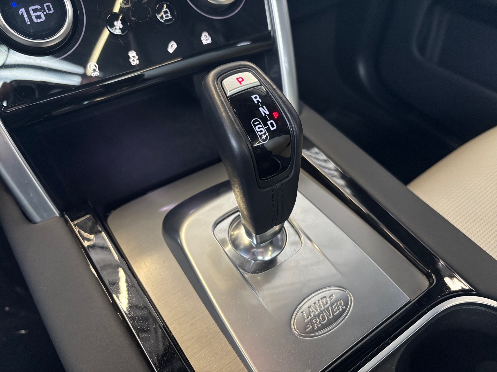 LAND ROVER DISCOVERY SPORT 2.0 D200 TURBO DIESEL MHEV SE AUTOMÁTICO 2023/2023 - Foto 8