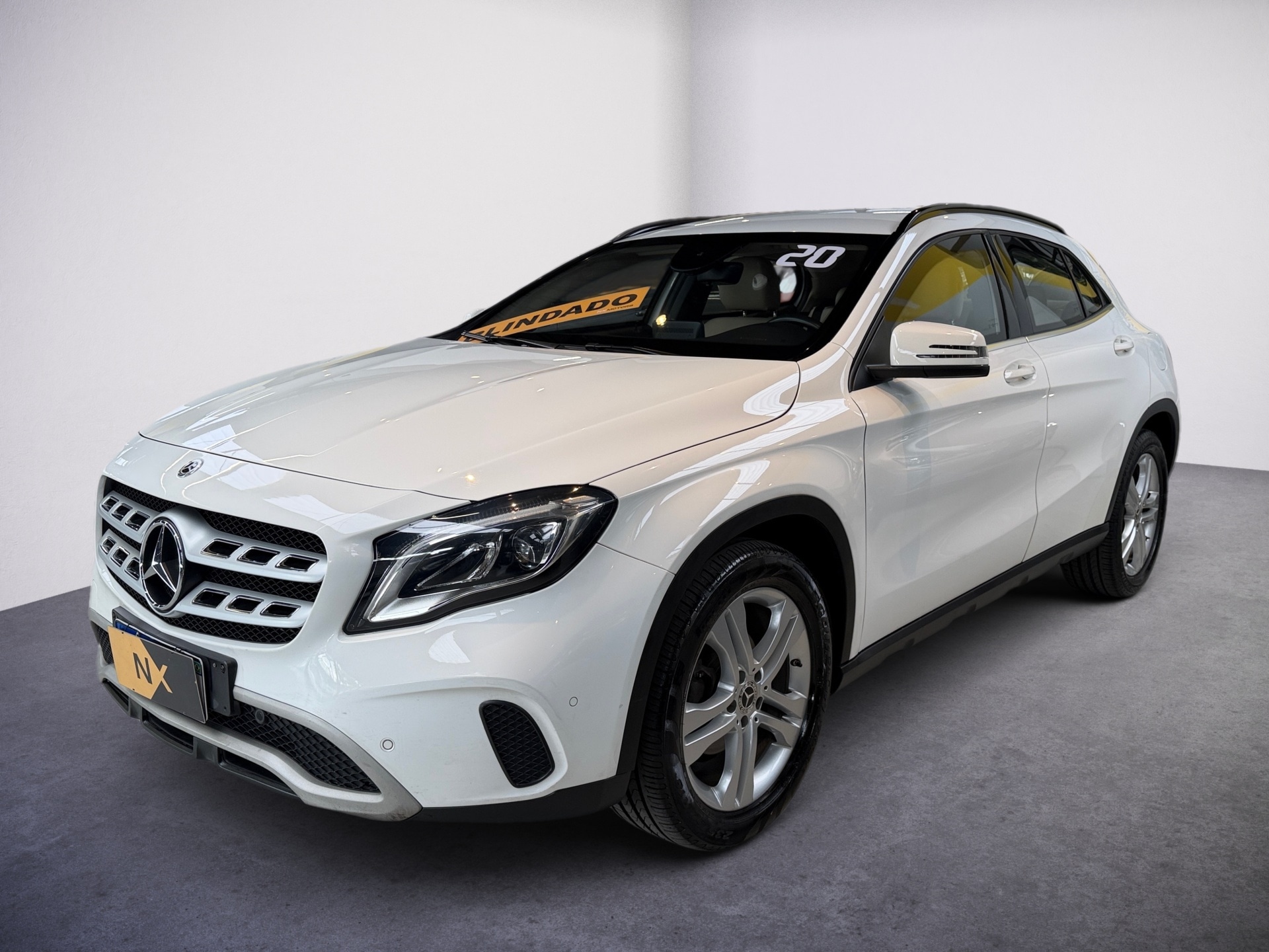 MERCEDES-BENZ GLA 200 1.6 CGI FLEX STYLE 7G-DCT 2019/2020 - Foto 2