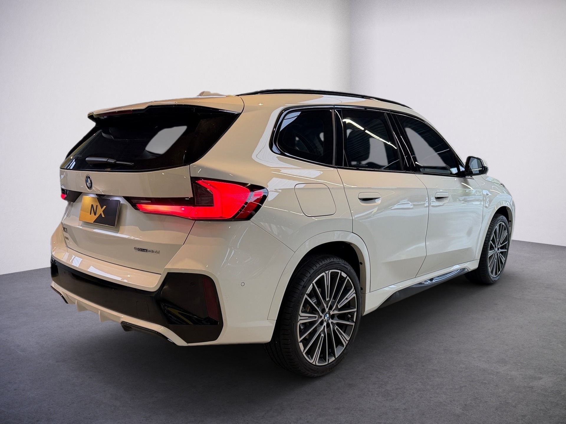 BMW X1 2.0 16V TURBO GASOLINA SDRIVE20I M SPORT STEPTRONIC 2025/2026 - Foto 5