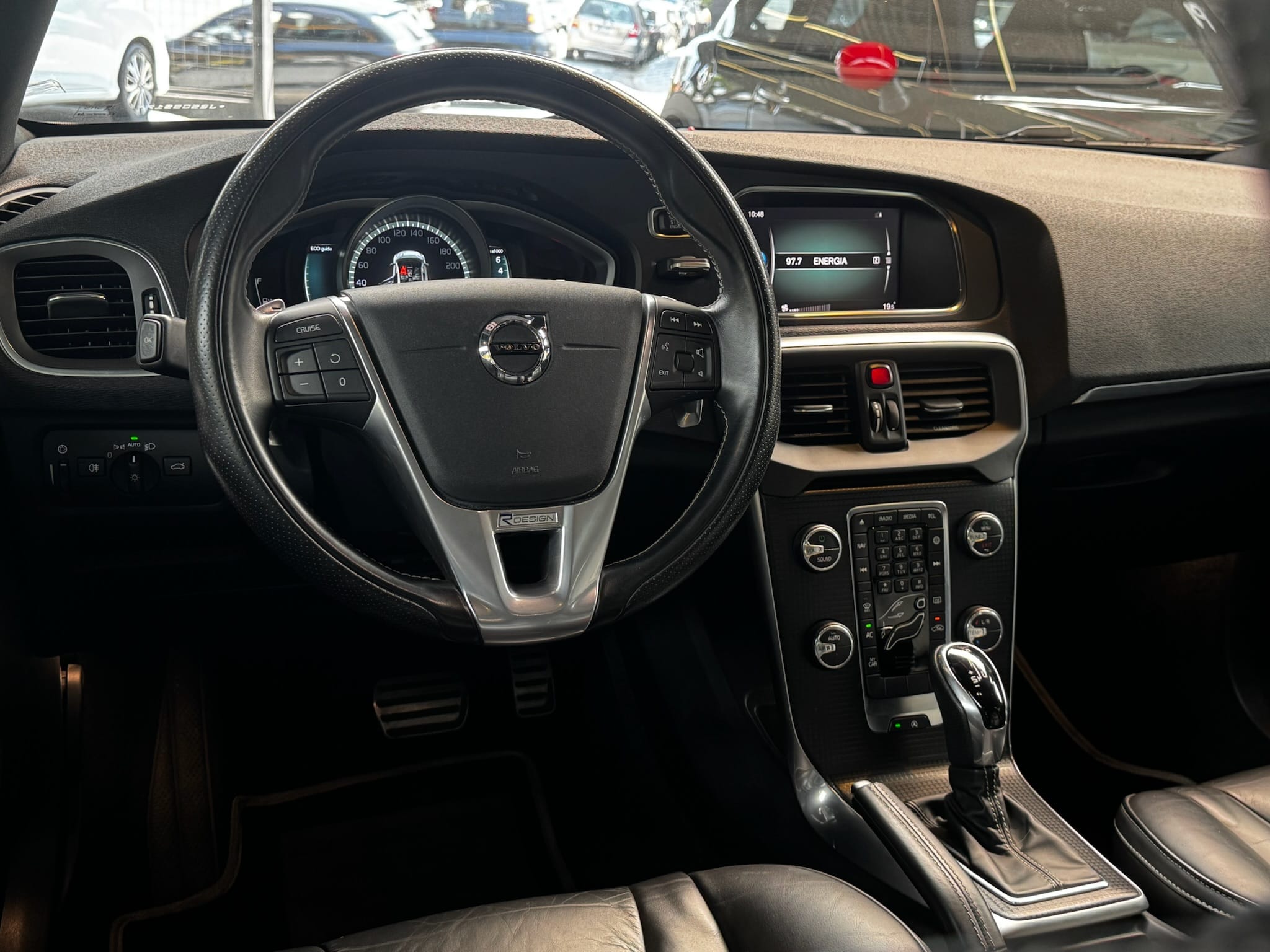 VOLVO V40 2.0 T5 R-DESIGN GASOLINA 4P AUTOMÁTICO 2018/2018 - Foto 9