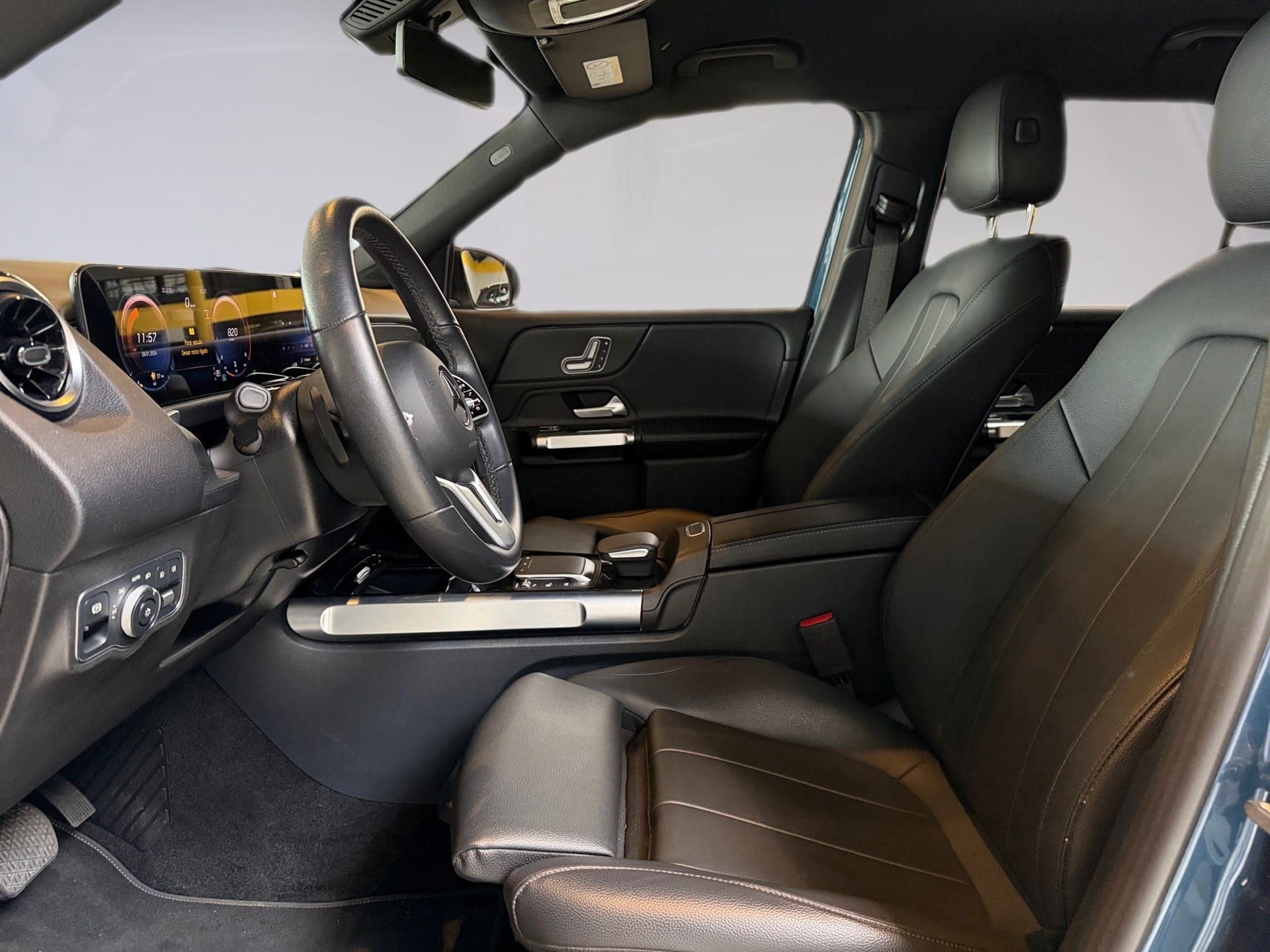 MERCEDES-BENZ GLB 200 1.3 CGI GASOLINA ADVANCE 7G-DCT 2021/2021 - Foto 9