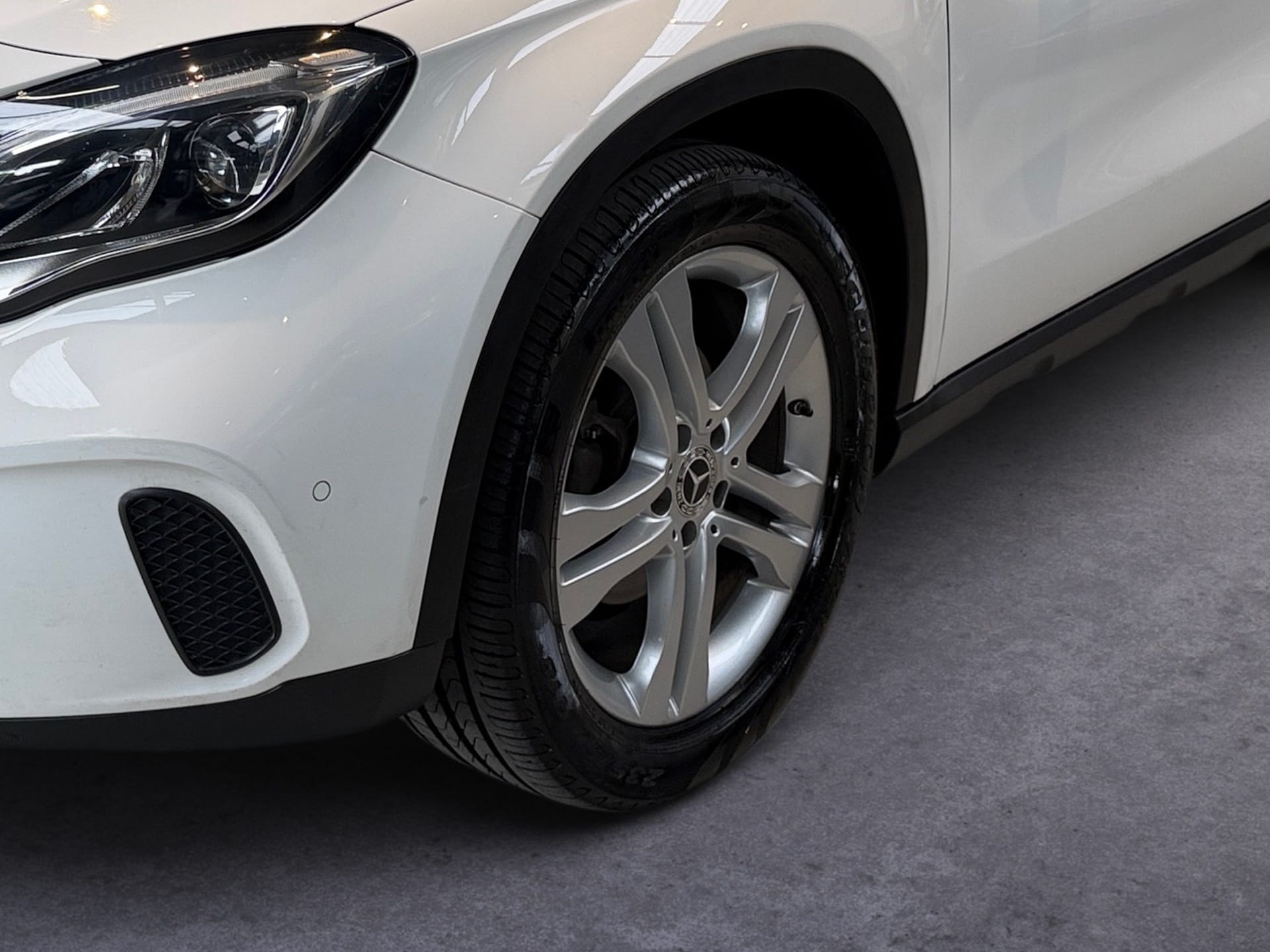 MERCEDES-BENZ GLA 200 1.6 CGI FLEX STYLE 7G-DCT 2019/2020 - Foto 16