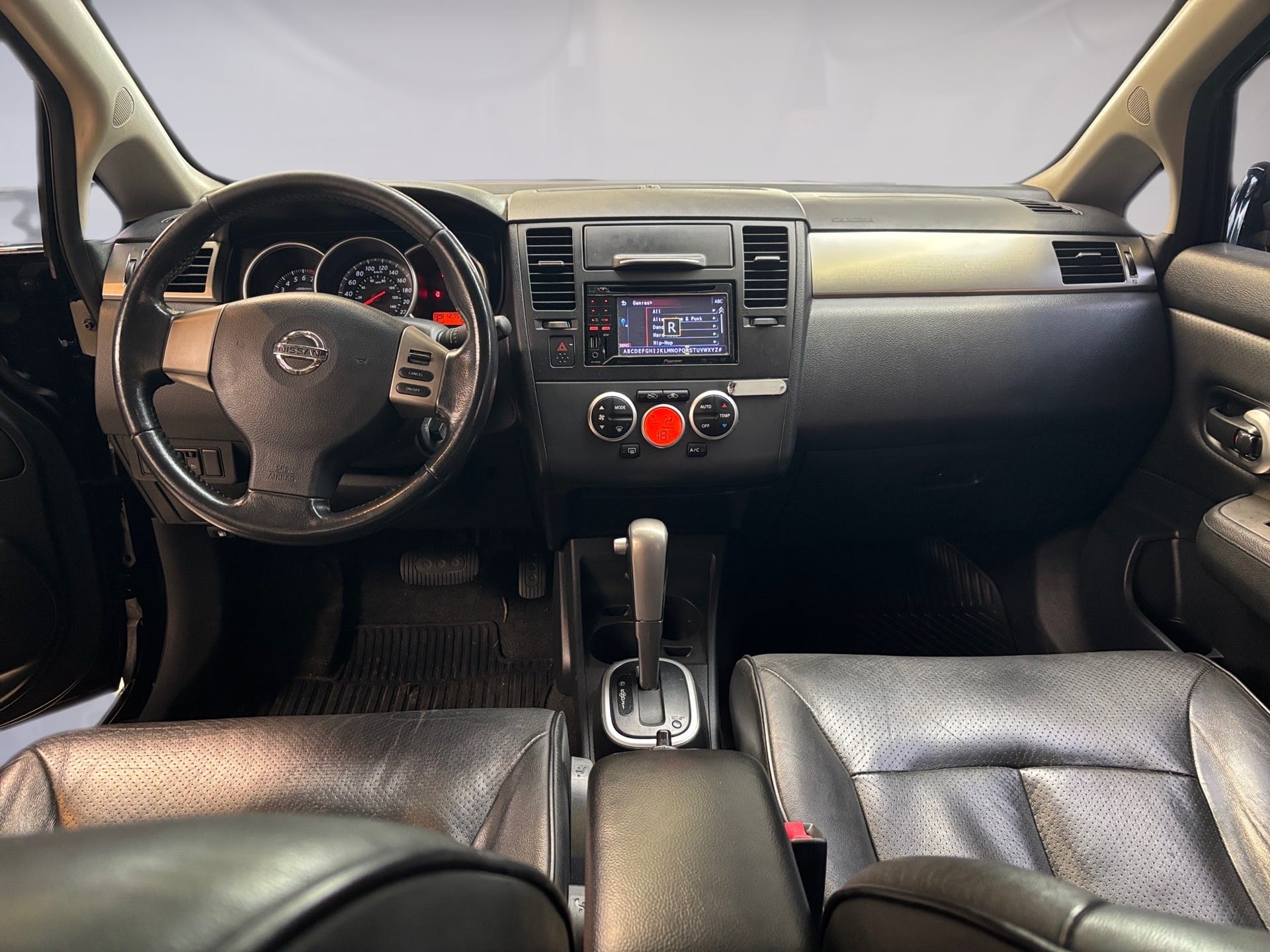NISSAN TIIDA 1.8 SL 16V FLEX 4P AUTOMÁTICO 2011/2012 - Foto 10