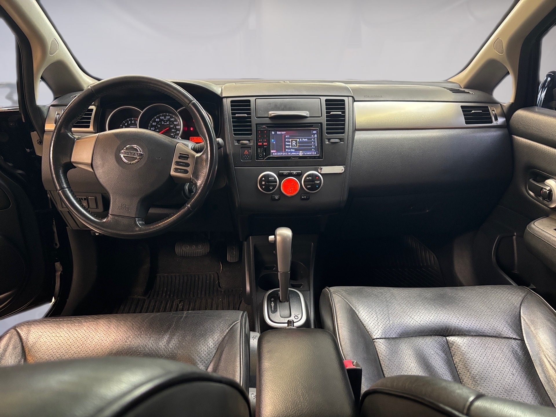 NISSAN TIIDA 1.8 SL 16V FLEX 4P AUTOMÁTICO 2011/2012 - Foto 10