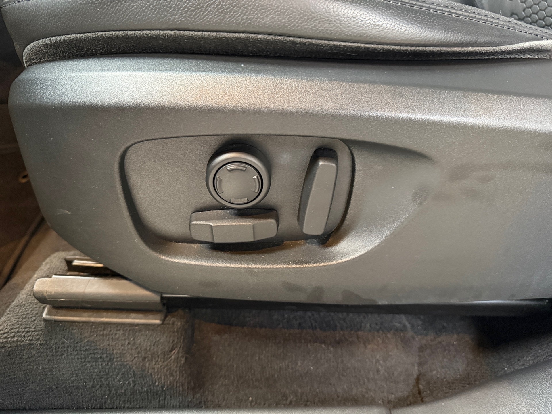 LAND ROVER DISCOVERY SPORT 2.0 16V SI4 TURBO GASOLINA SE 4P AUTOMÁTICO 2018/2018 - Foto 9