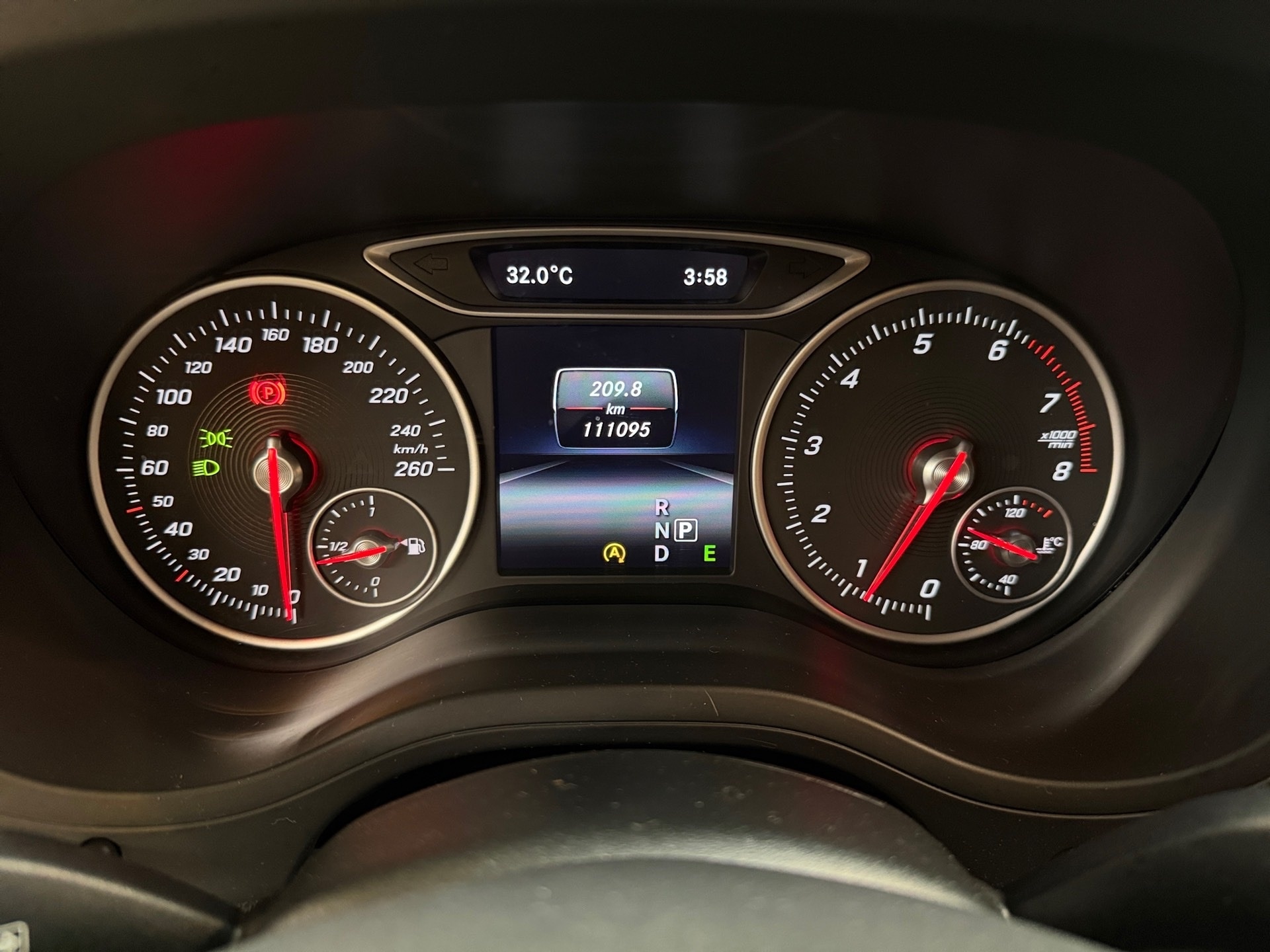 MERCEDES-BENZ B 200 1.6 TURBO GASOLINA 4P AUTOMÁTICO 2015/2015 - Foto 9