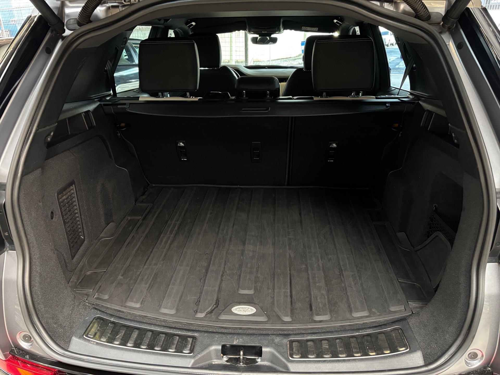 LAND ROVER DISCOVERY SPORT 2.0 D200 TURBO DIESEL MHEV SE AUTOMÁTICO 2023/2023 - Foto 12