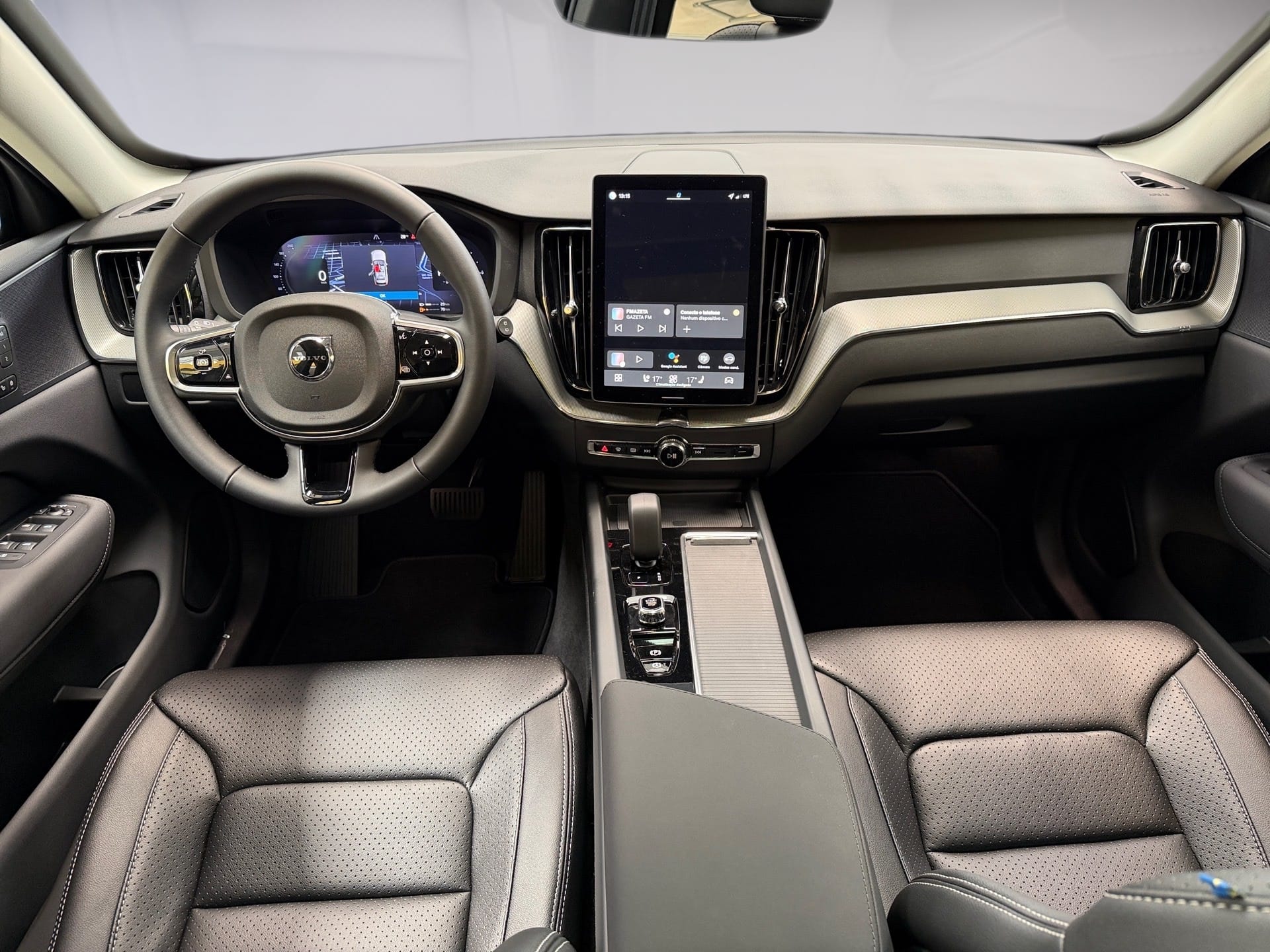 VOLVO XC60 2.0 T8 PHEV PLUS AWD GEARTRONIC 2025/2026 - Foto 15