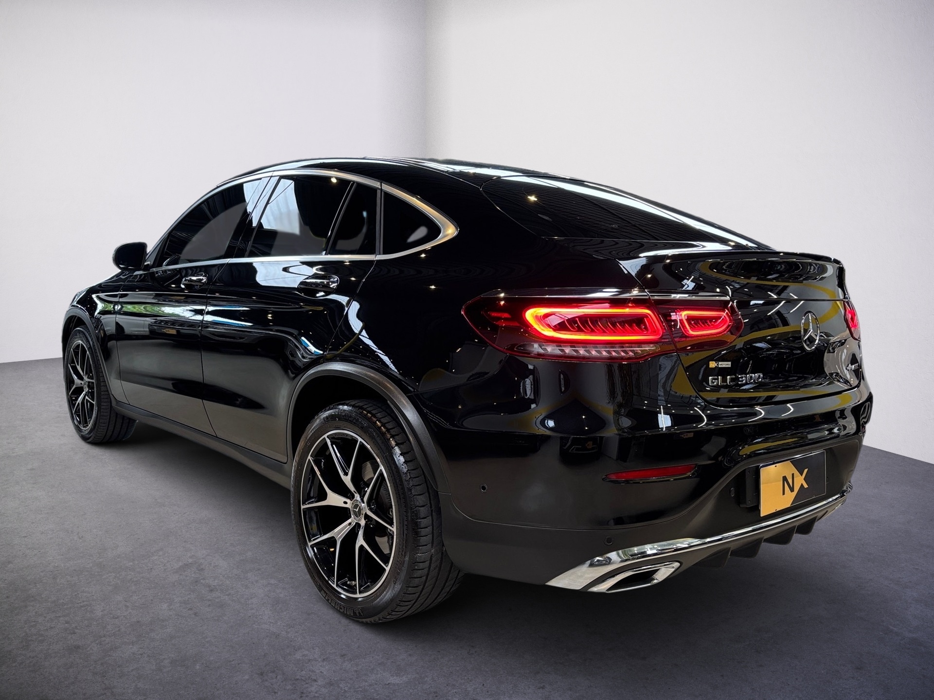 MERCEDES-BENZ GLC 300 2.0 CGI GASOLINA COUPÉ AMG LINE 4MATIC 9G-TRONIC 2023/2023 - Foto 3