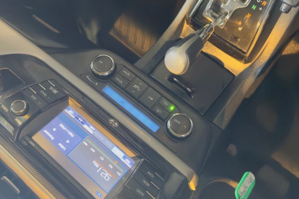 TOYOTA Corolla 2.0 XEI 16V FLEX 4P AUTOMÁTICO 2015/2016