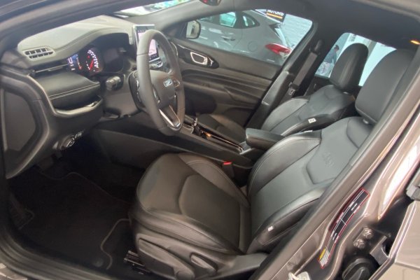 JEEP COMPASS 1.3 T270 TURBO FLEX LONGITUDE 80 ANOS AT6 2021/2022